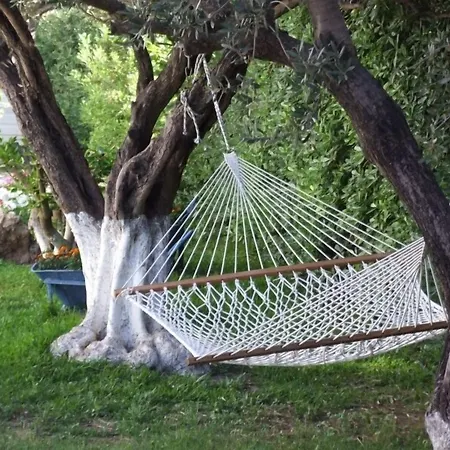 Sokrates Aparthotel 4*