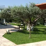 Sokrates 아파트호텔 아판토우