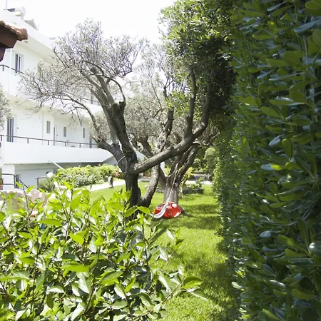 Sokrates Studios Aparthotel