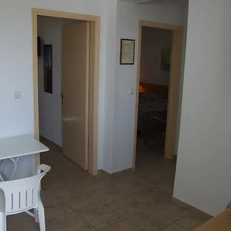 Sokrates Studios Aparthotel