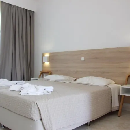 Sokrates Studios Aparthotel