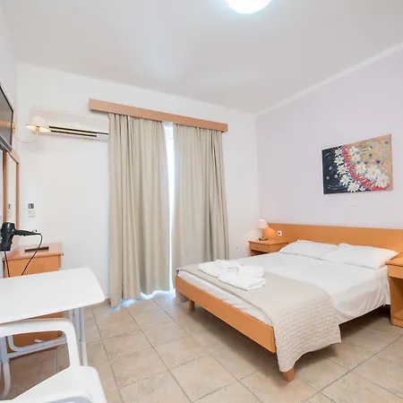 Aparthotel Sokrates Studios 2*
